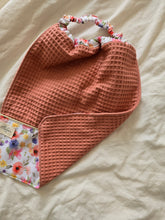 Charger l'image dans la galerie, ✄ Serviette élastique Bouquet Aquarelle