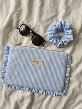 Charger l'image dans la galerie, 📦 Ensemble Pochette à froufrou et son chouchou bleu