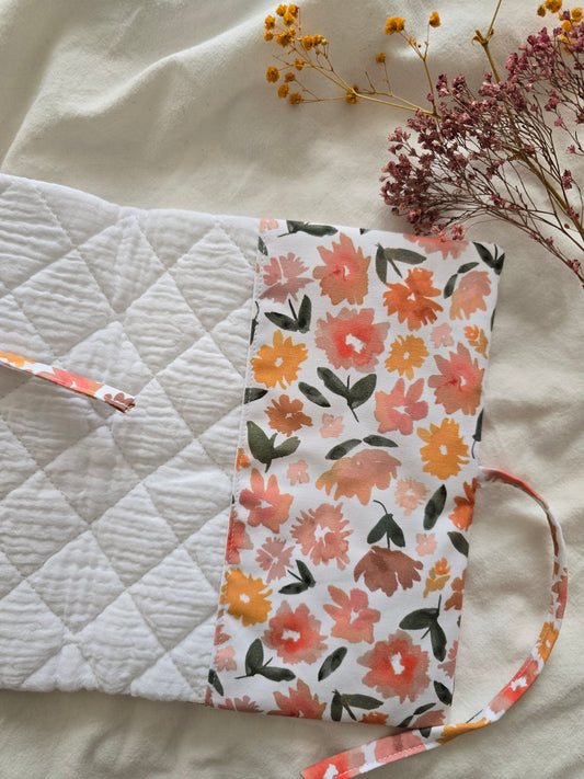 EN STOCK - Protège Carnet de Santé - Camélia blanc