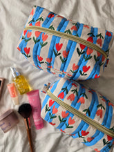 Charger l'image dans la galerie, ✄ Trousse de toilette Tulipes