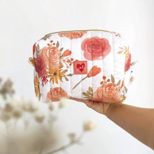 Charger l'image dans la galerie, ✄ Trousse de toilette - motif au choix