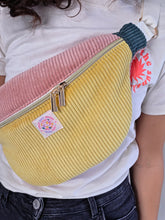 Charger l'image dans la galerie, 📦 Sac banane Adulte COLORBLOCK "Girls just wanna have fun"
