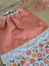 Charger l&#39;image dans la galerie, ✄‎ ‎ Serviette élastique Camélia
