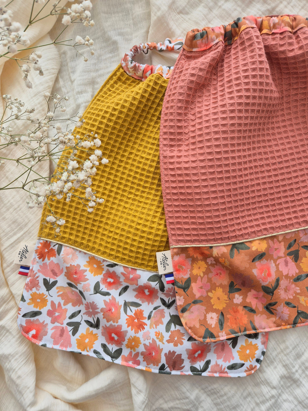 ✄‎ ‎ Serviette élastique Camélia