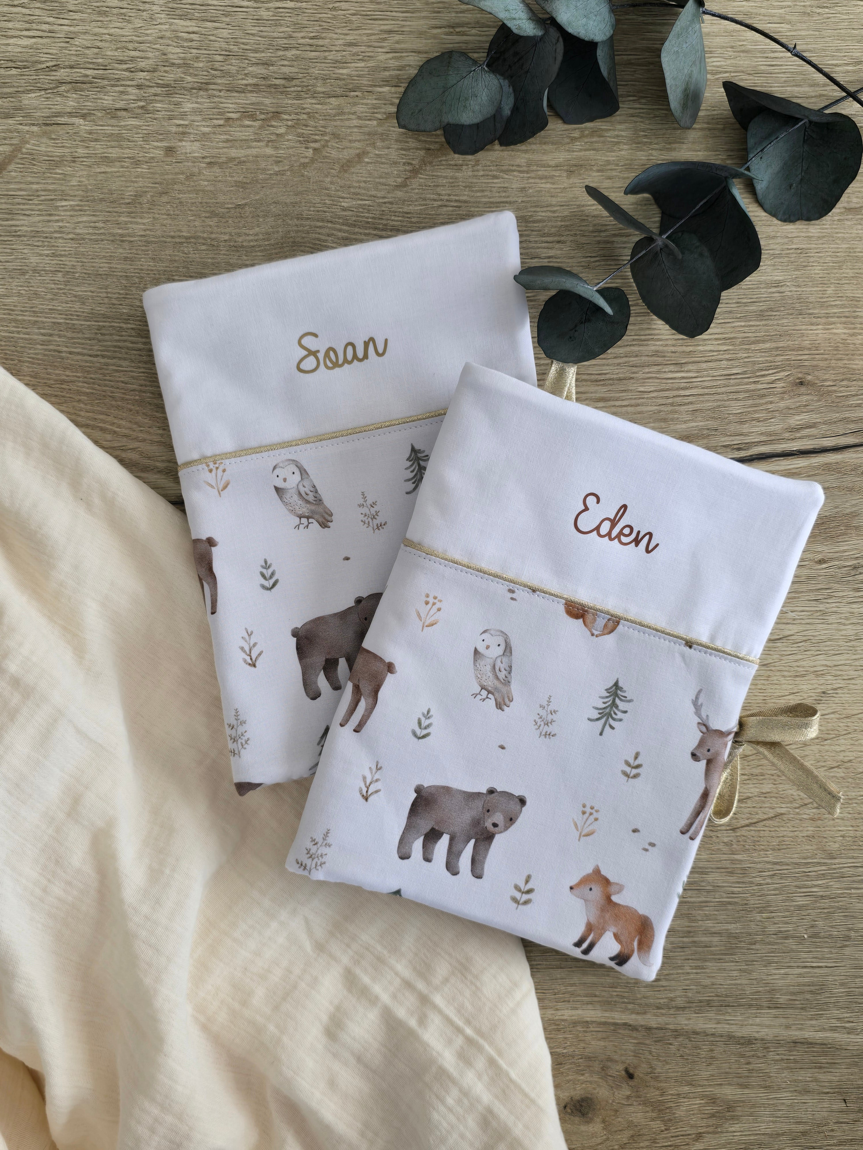 ✄‎ ‎ Protège Carnet de Santé "Forêt" à personnaliser