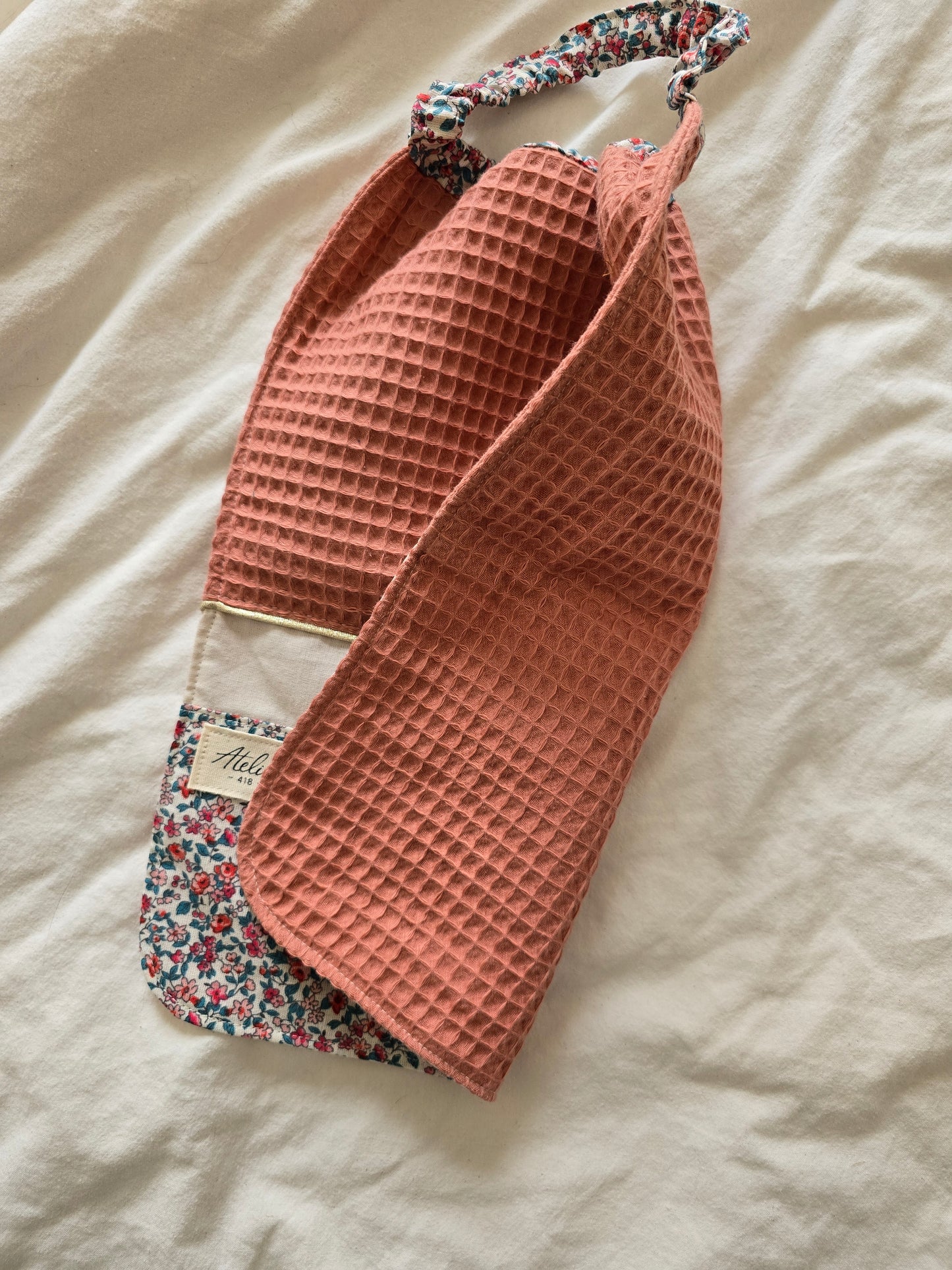 ✄‎ ‎ Serviette élastique maternelle personnalisable