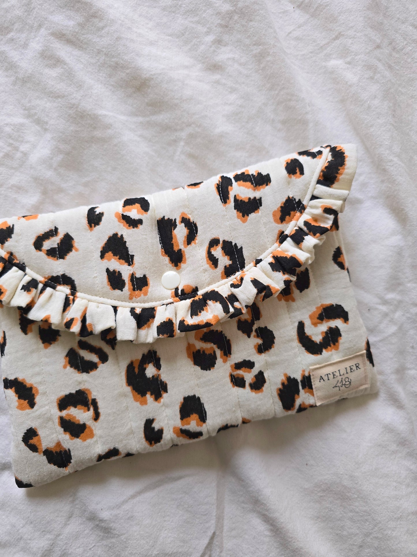 📦 ‎Pochette à livre poche Fauve
