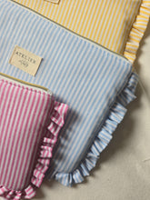 Charger l&#39;image dans la galerie, 📦 Pochette plate à froufrous rayé
