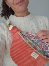 Charger l'image dans la galerie, ✄‎ ‎ Sac Banane Adulte Velours / Motifs
