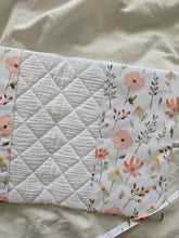 Charger l'image dans la galerie, 📦 Protège Carnet de Santé "Marguerite"
