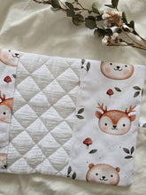 Charger l'image dans la galerie, 📦 Protège Carnet de Santé "Aventuriers des bois"
