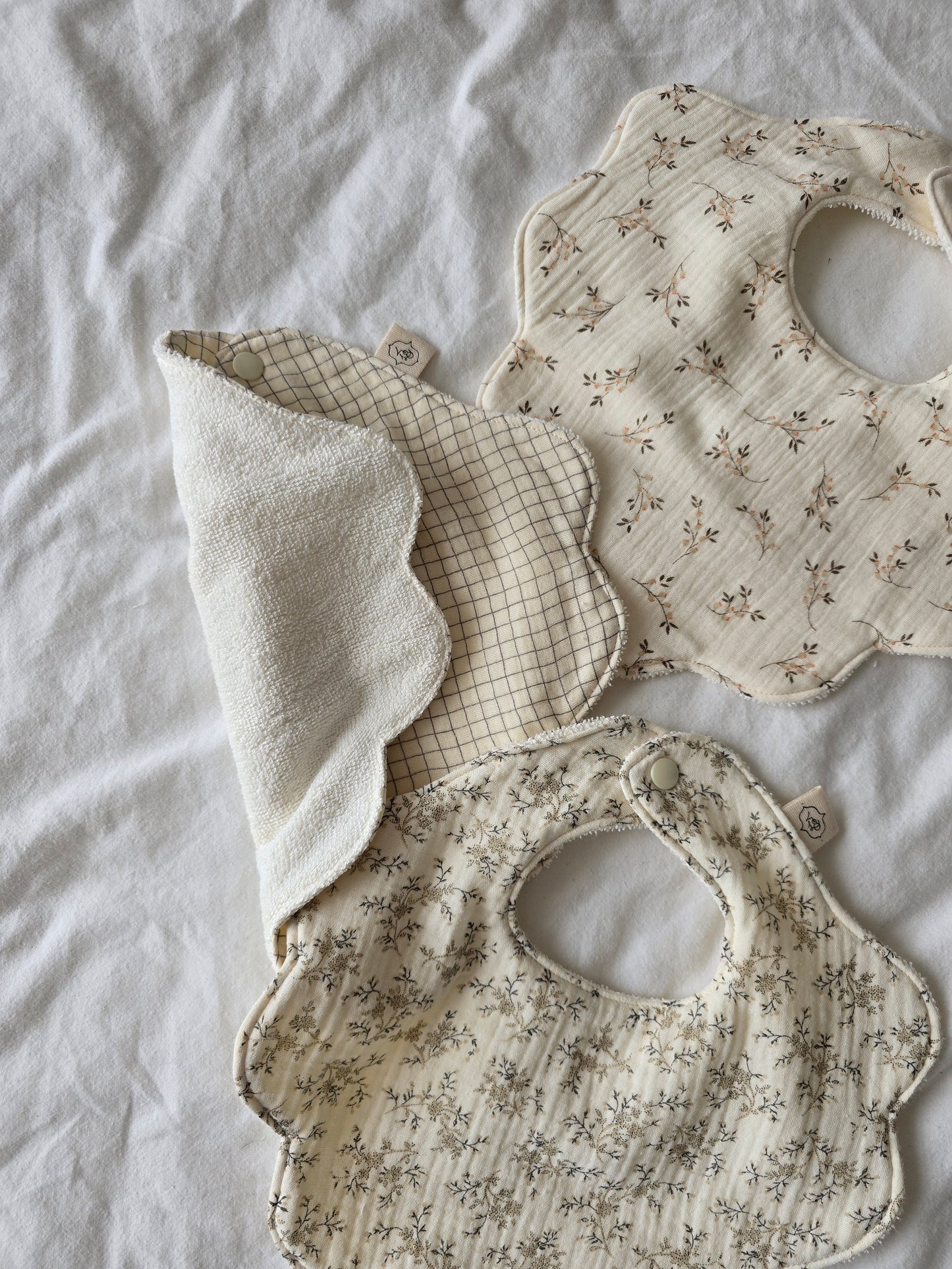 EN STOCK - Lot 3 bavoirs bébé Simone/Colette