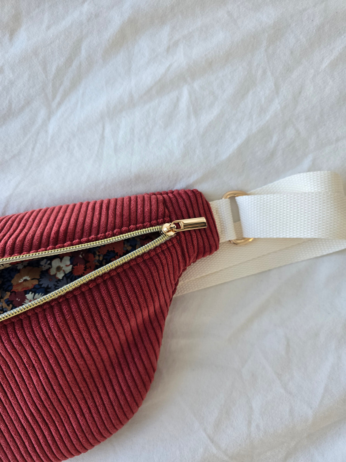 ✄‎ ‎ Sac Banane Velours Rouge / Ambre