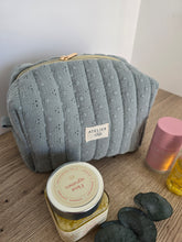 Charger l'image dans la galerie, ✄‎  ‎ Trousse de toilette - Adèle vert d'eau
