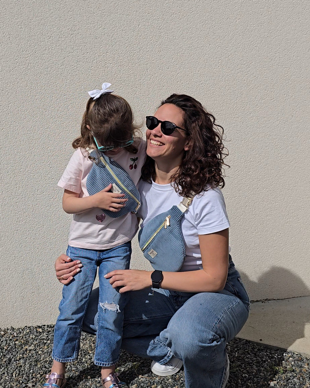 EN STOCK -  Sac Banane Enfant Velours Jeans - Fleurs bleues