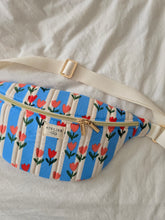 Charger l'image dans la galerie, ✄‎ ‎ Sac Banane Adulte Motif Tulipes
