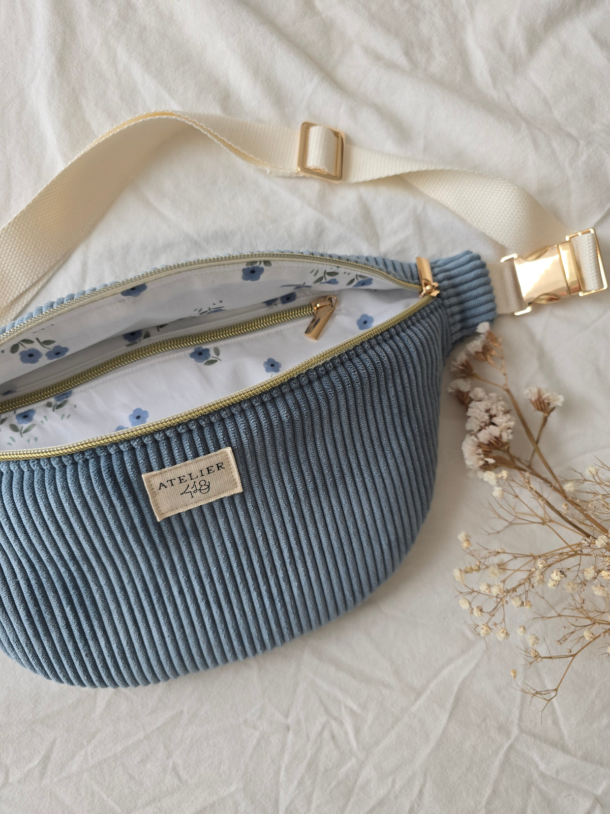 ✄‎ ‎ Sac banane Adulte Velours Jeans - Fleurs bleues