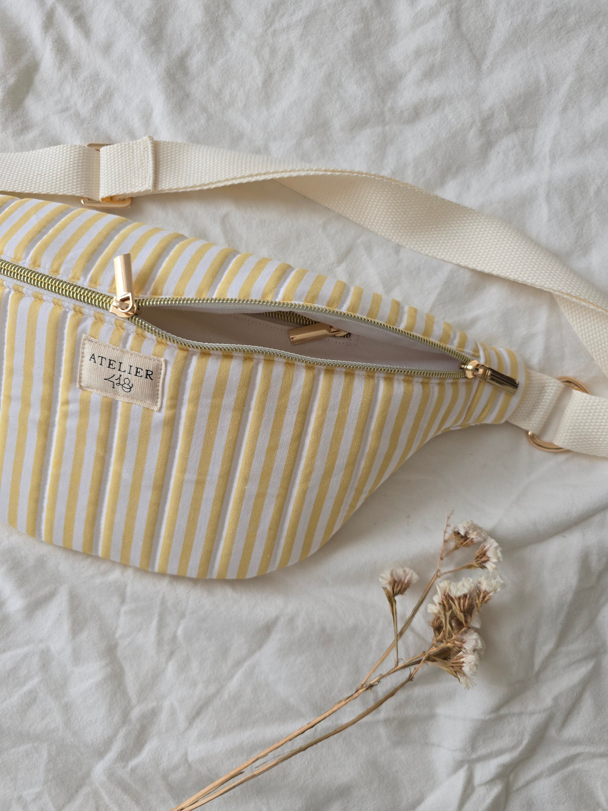 ✄‎ ‎ Sac Banane Rayures Jaunes