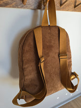 Charger l'image dans la galerie, ✄‎ ‎ Sac à dos maternelle Velours Brun
