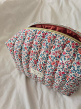 Charger l'image dans la galerie, ✄‎  ‎ Trousse de toilette - Nina
