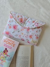 Charger l'image dans la galerie, 📦 ‎Pochette à livre Rosie
