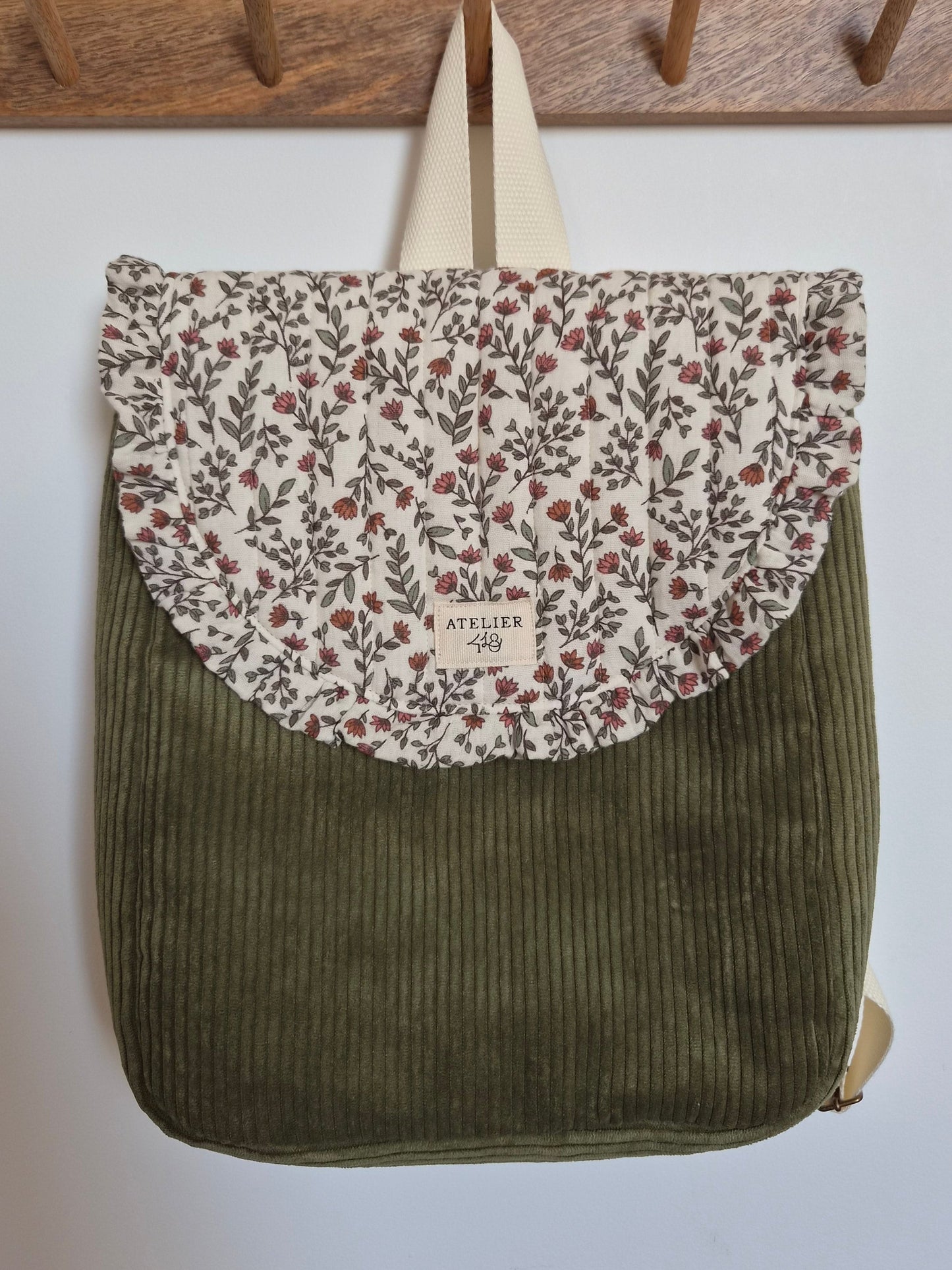 ✄‎ ‎ ‎Sac à dos maternelle à rabat Madeleine