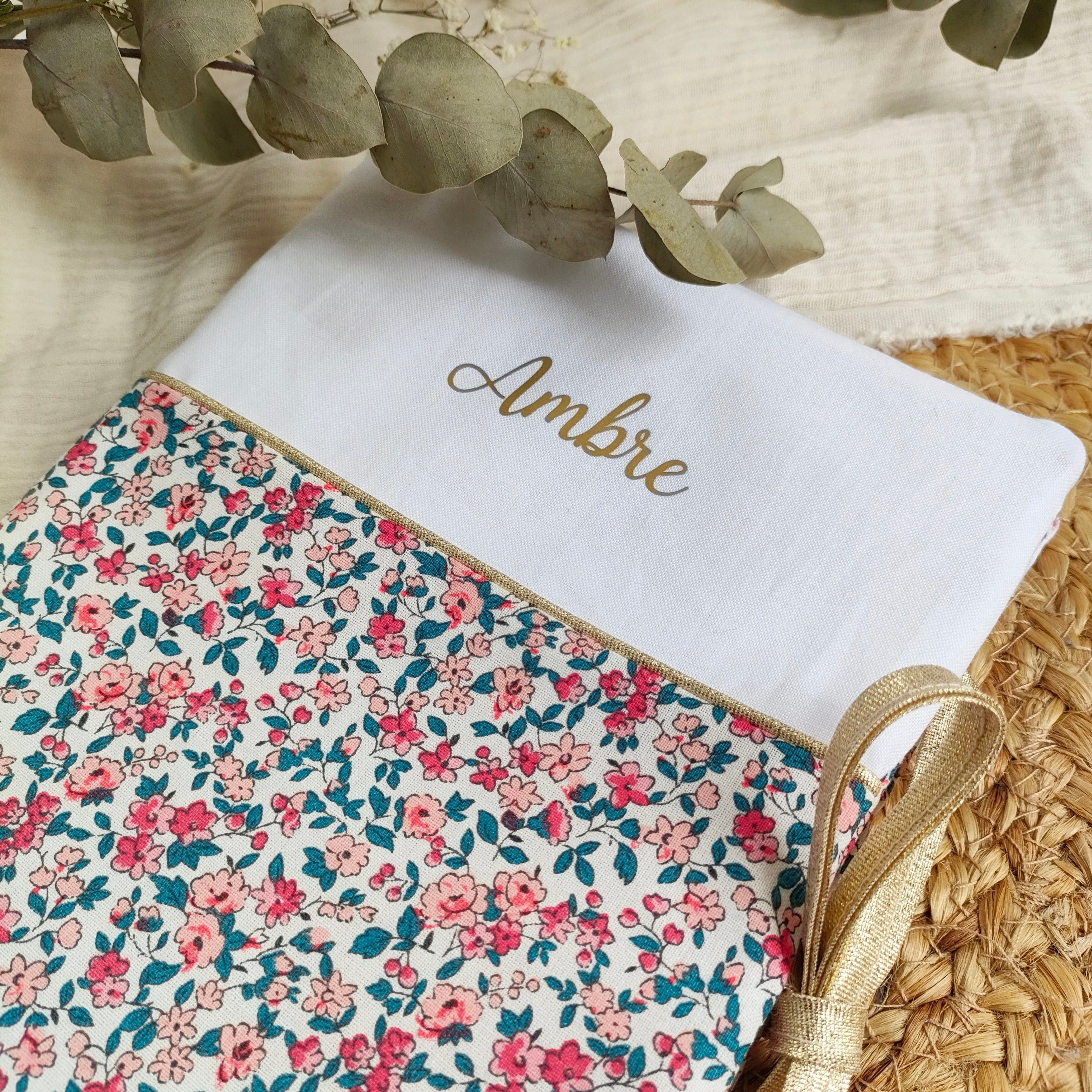 ✄‎ ‎ Protège Carnet de Santé "Nina"