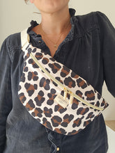 Charger l&#39;image dans la galerie, ①‎ ‎ Sac banane Léopard
