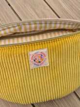 Charger l'image dans la galerie, 📦‎ ‎ Sac banane Adulte COLORBLOCK "Girls just wanna have fun"
