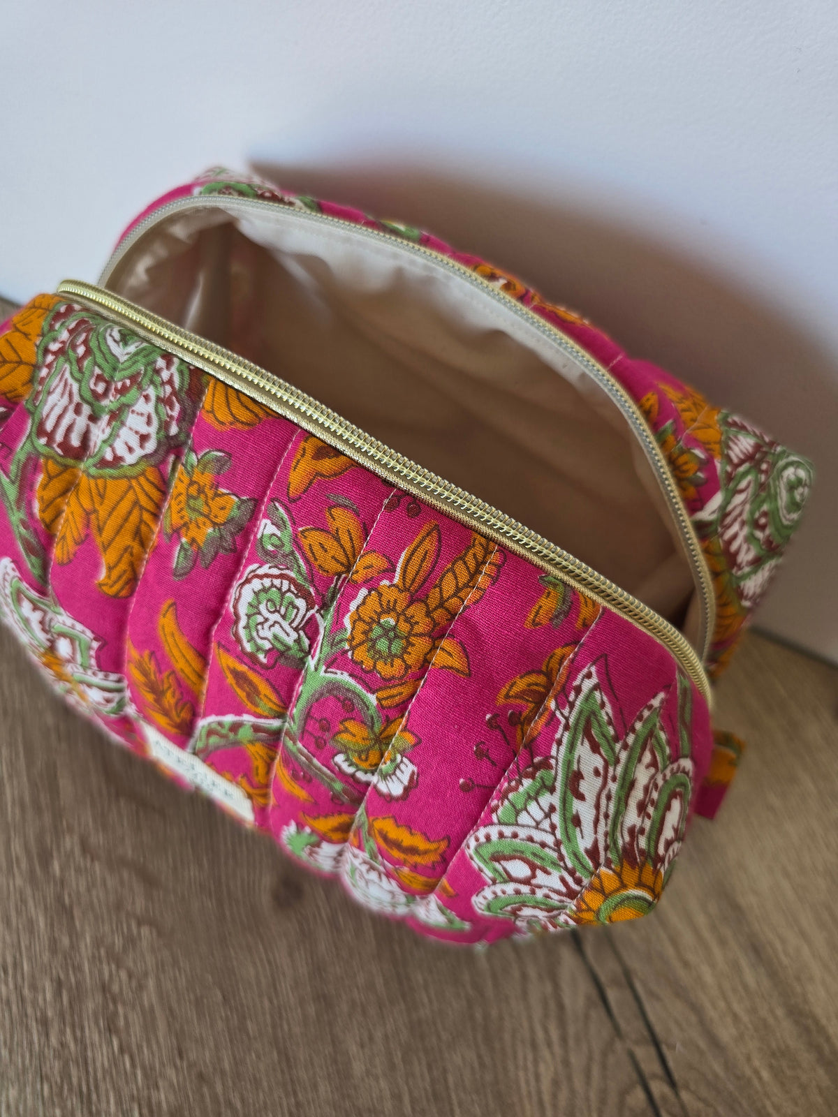 EN STOCK - Trousse de toilette Jai Ho (édition unique)