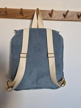 Charger l'image dans la galerie, 📦 ‎Sac à dos maternelle à rabat Jeans - Liberty Dahlia
