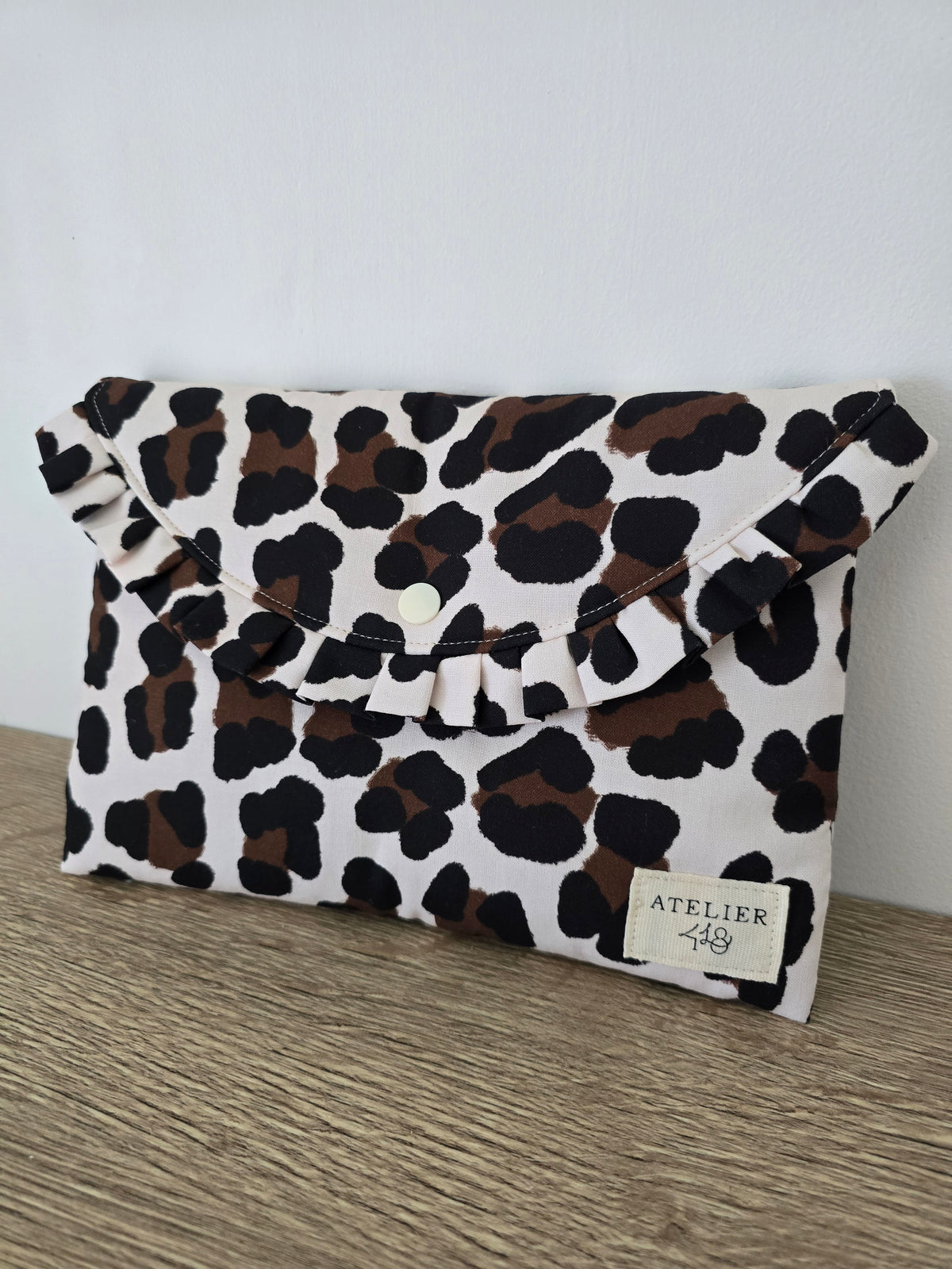 EN STOCK - ‎Pochette à Livre / Tablette Léopard